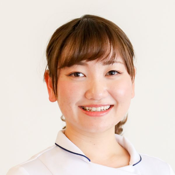 佐藤かなえ